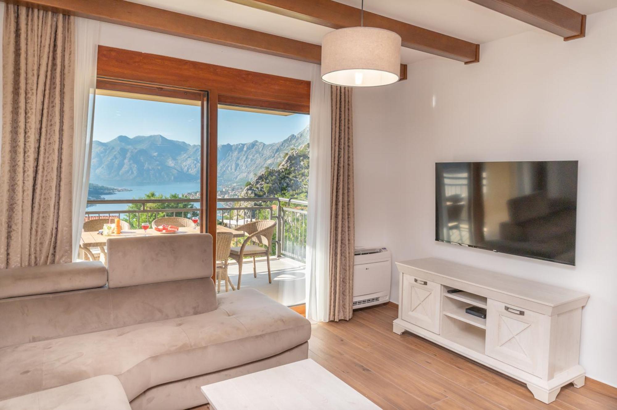 Ferienwohnung Red Hill Kotor Exterior foto