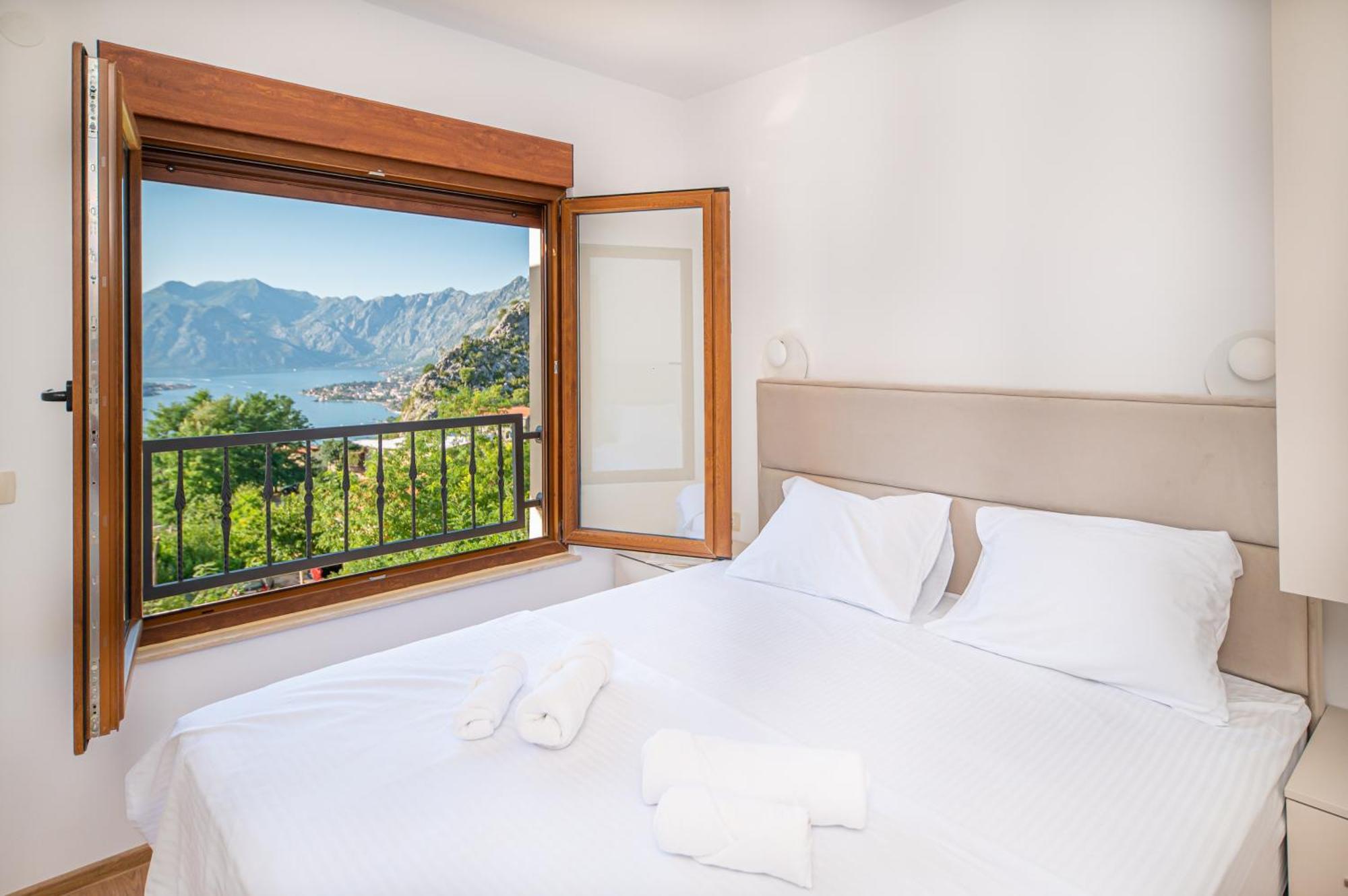 Ferienwohnung Red Hill Kotor Exterior foto