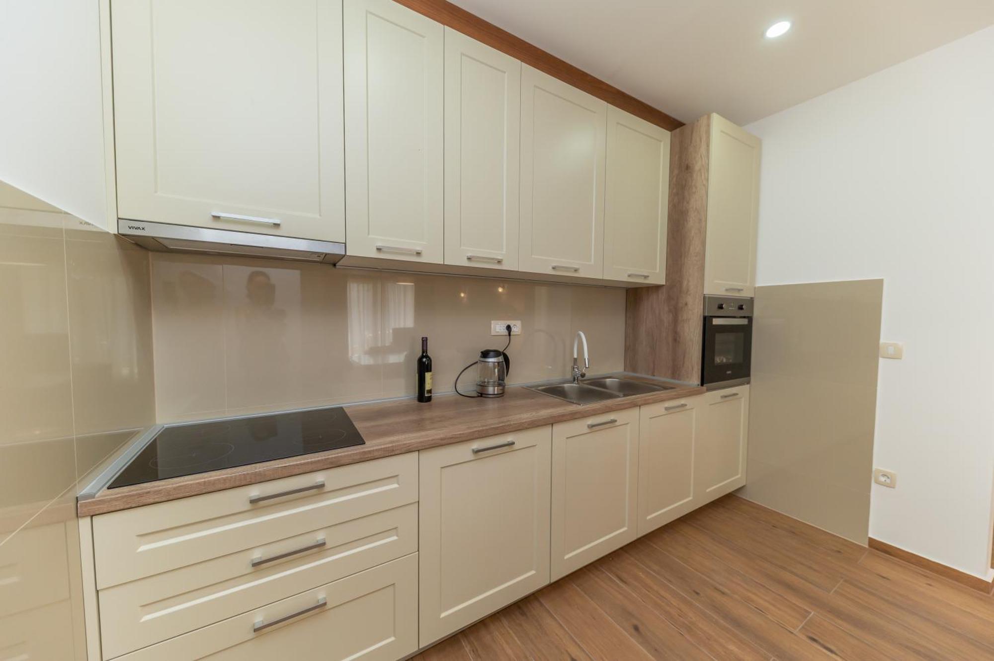 Ferienwohnung Red Hill Kotor Exterior foto