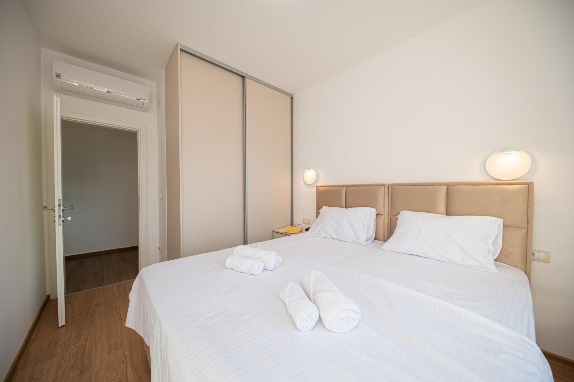 Ferienwohnung Red Hill Kotor Exterior foto