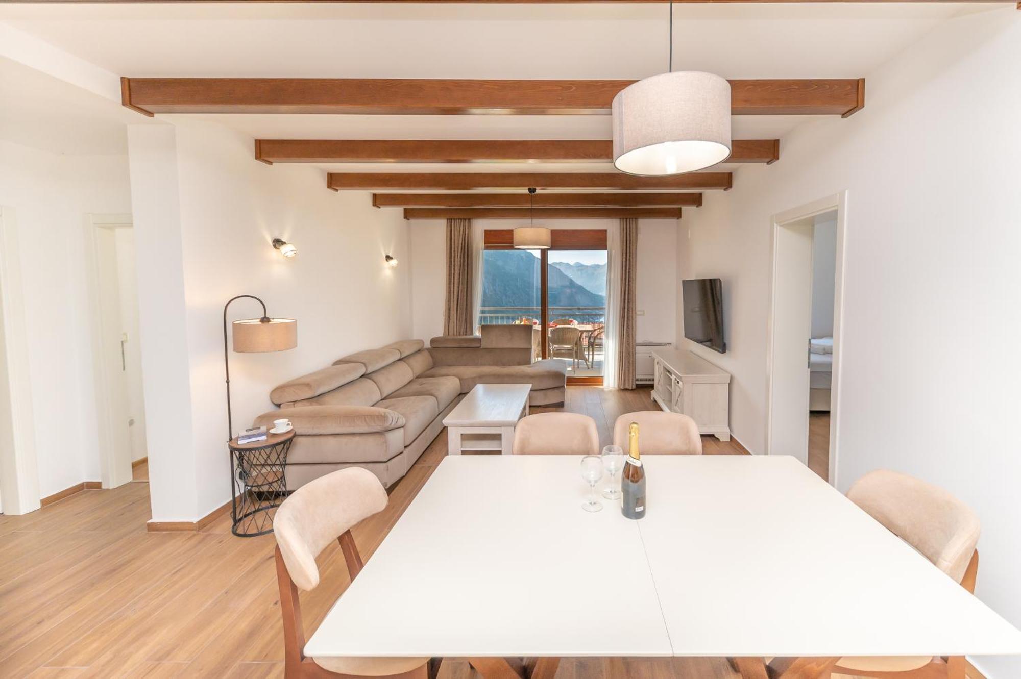 Ferienwohnung Red Hill Kotor Exterior foto
