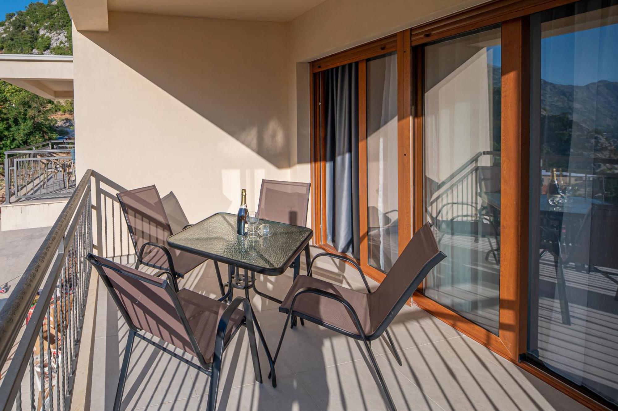 Ferienwohnung Red Hill Kotor Exterior foto