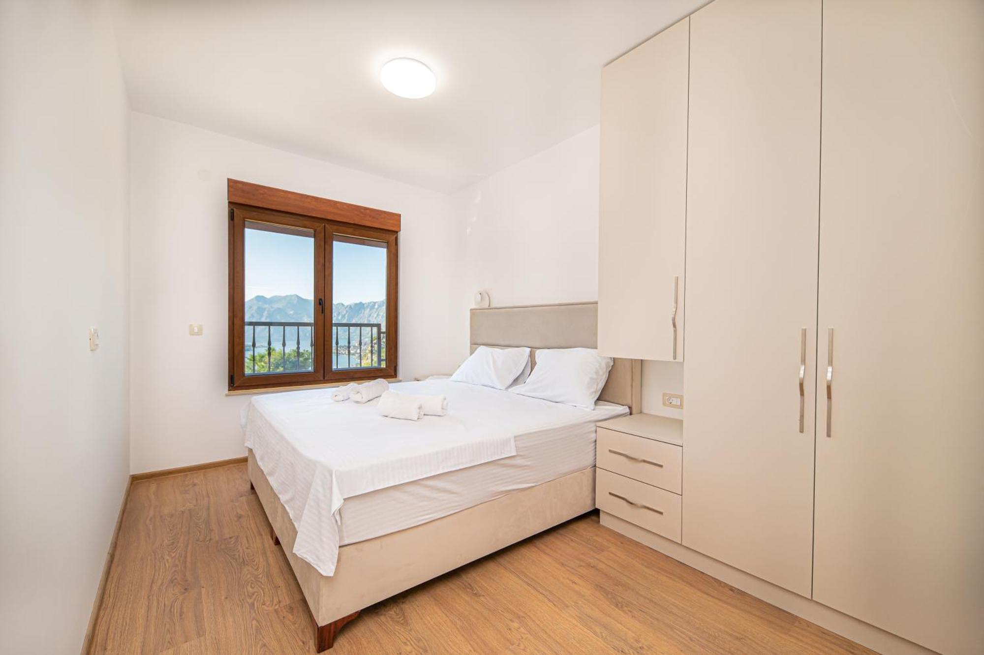 Ferienwohnung Red Hill Kotor Exterior foto